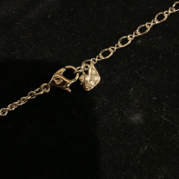 NEW Swarovski Silvertone Pearl & Crystal Necklace - Picture 2 of 2